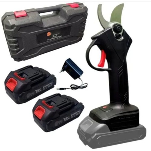 sekator akumulatorowy 2 x akumulator ,do cięcia gałęzi..._wynik.jpg